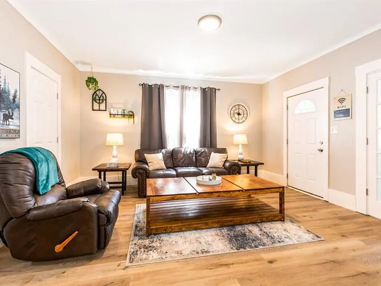 278 Euclid St #3BR — Photo 8