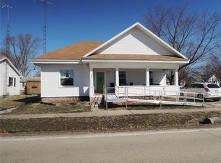 203 E Main St, Mulberry Grove, IL 62262
