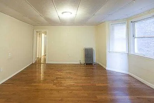 3 bed, $3,000 — Photo 3