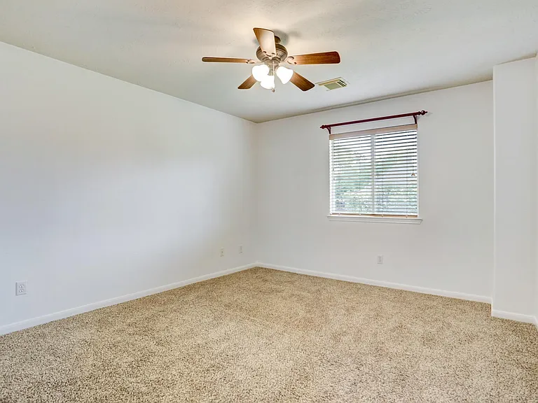 10410 Five Oaks Ct — Photo 31