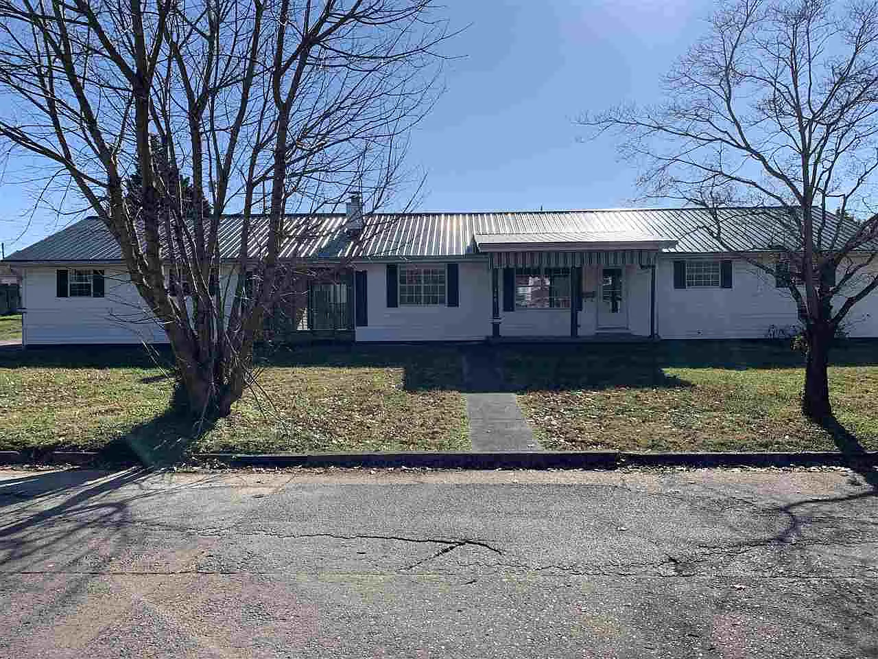 529 Monroe Ave photo 1
