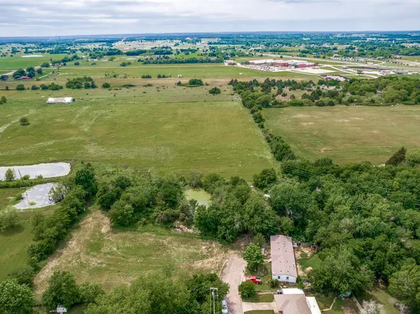 807 Abney St, Whitesboro, TX 76273