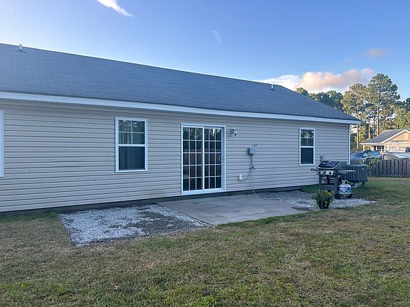 3rd image of 401 Blue Pennant Ct