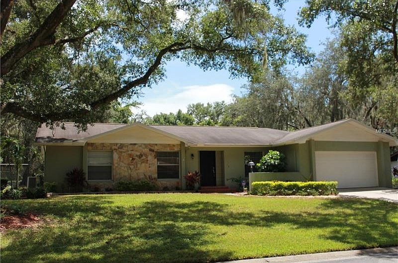 1st image of 813 Scenic Heights Dr