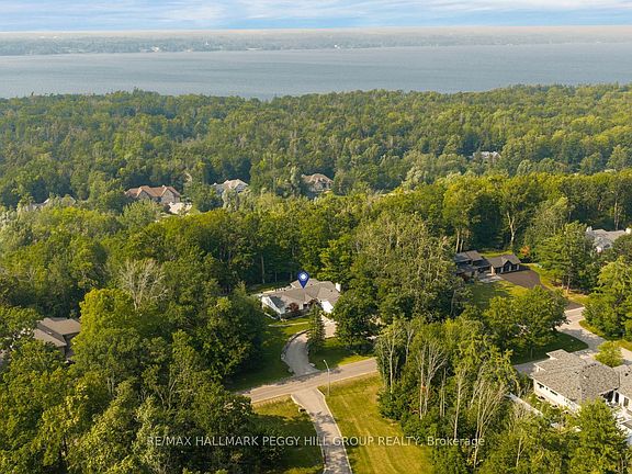3rd image of 1814 Quantz Cres