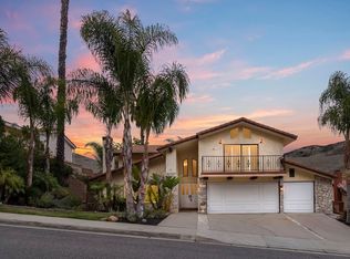 27821 Via Amistosa, Agoura Hills, CA 91301