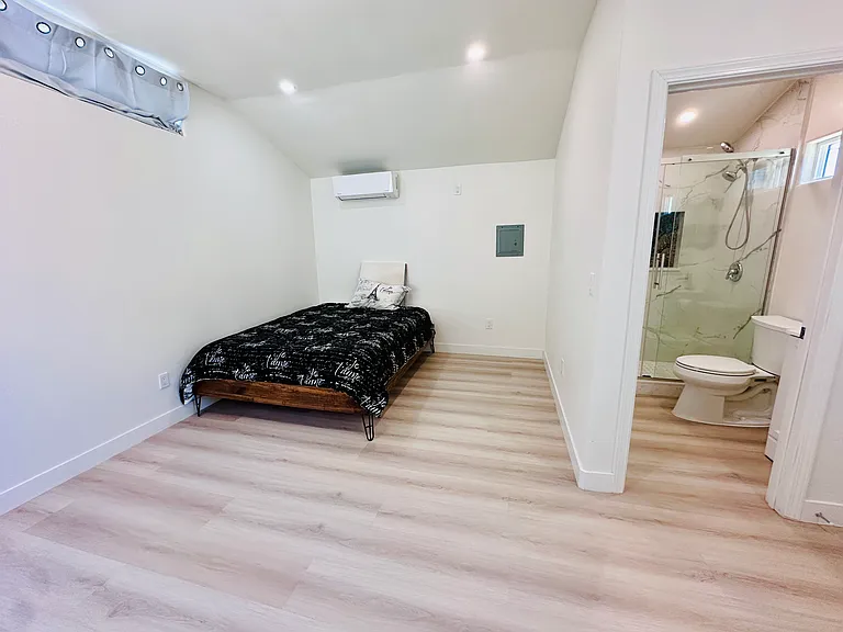 4243 Mount Everest Blvd — Photo 8