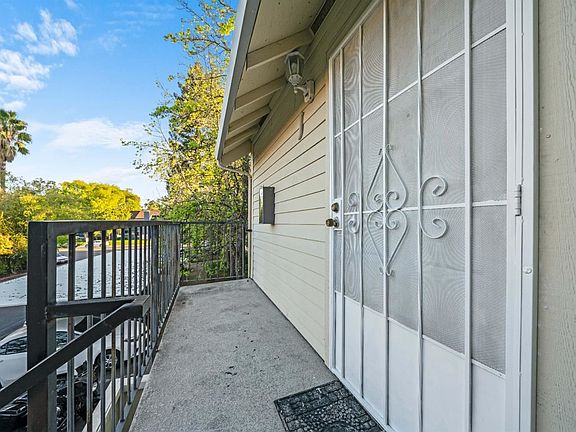 2nd image of 7445 Auburn Oaks Ct APT J