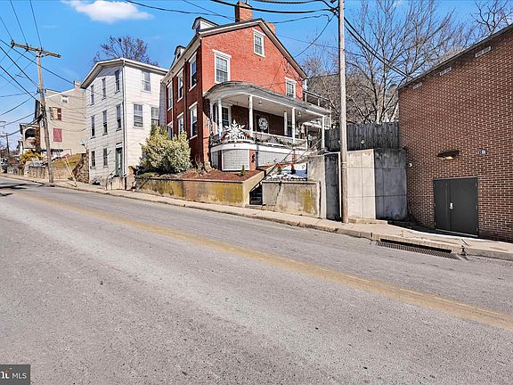 3rd image of 5 Church St