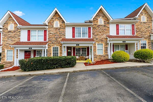 1st image of 523 Orchard Valley Way #432