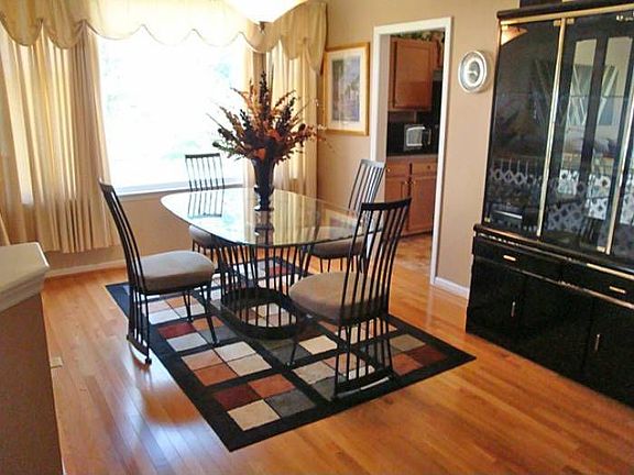 Formal dining room
