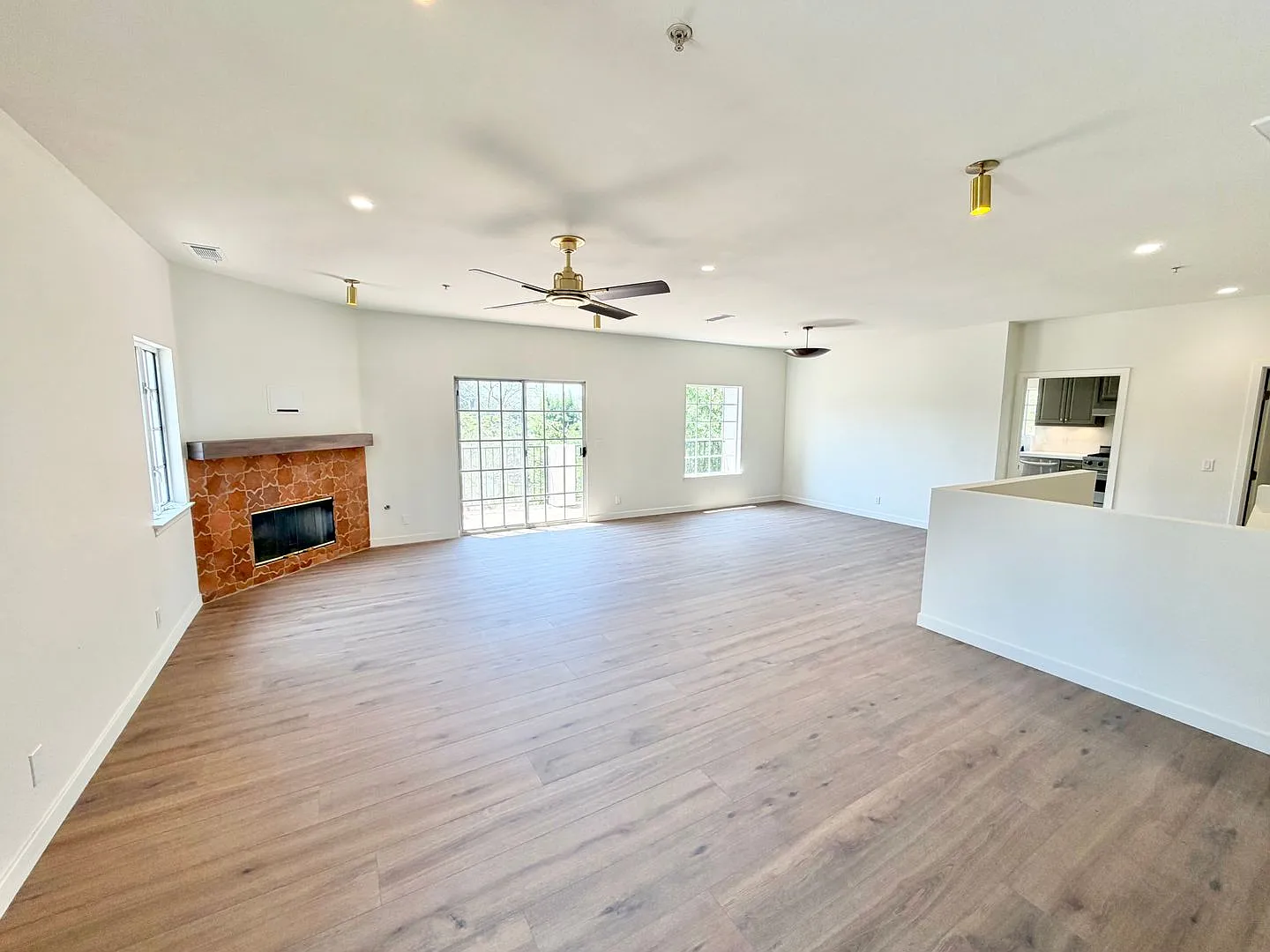 3-Story South Pasadena Hills House w/2 Bonus Rooms + Private Guest Suite — Photo 3