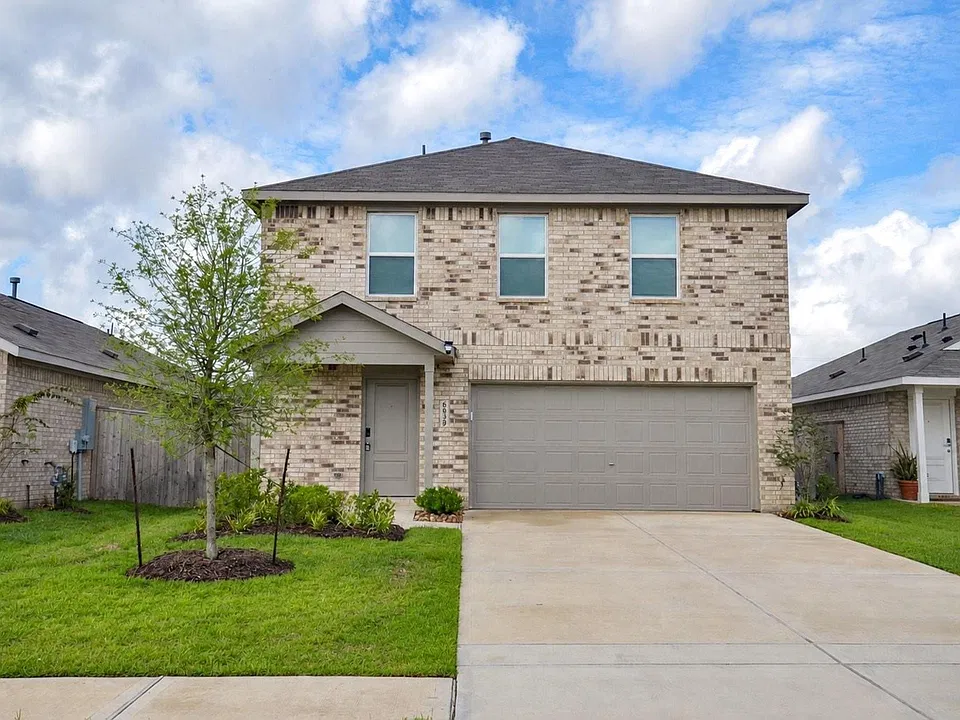 6839 Lantana Leaf Ln
