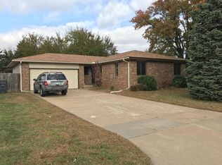 11010 W 17th St N, Wichita, KS 67212