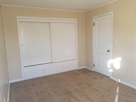 5th image of 341 N Clark St APT 1