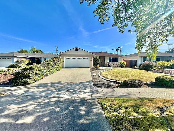 2nd image of 6610 Canterbury Ct