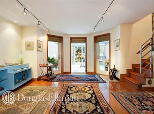 238 E 61st St, New York, NY