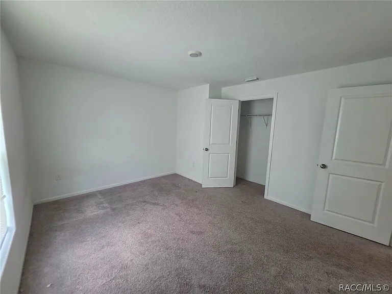 9610 N San Jose Way — Photo 6