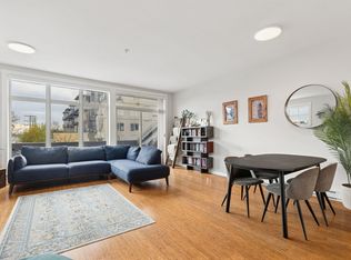 6111 London Rd #220, Richmond, BC V7E 3S3