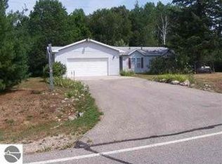 4046 F 30, Glennie, MI 48737