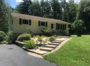 2276 Long Acre Dr, Effort, PA 18330
