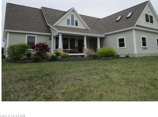 3 Martin Hts, Raymond, ME 04071