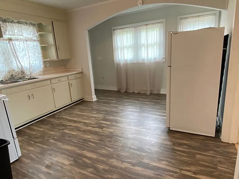 1806 Owens Rd — Photo 17