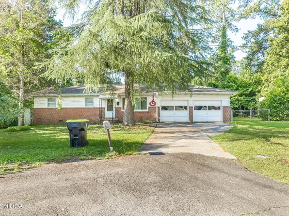 106 Eleanor Cir, Warner Robins, GA 31088