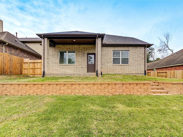 3706 Windswept Dr — Photo 42