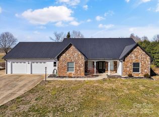 1753 Saddle Creek Rd, Morganton, NC 28655