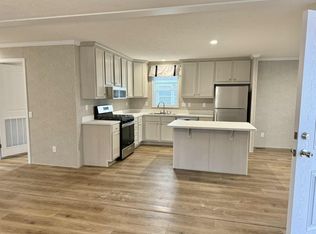 16793 Victoria Ln, Holly, MI 48442