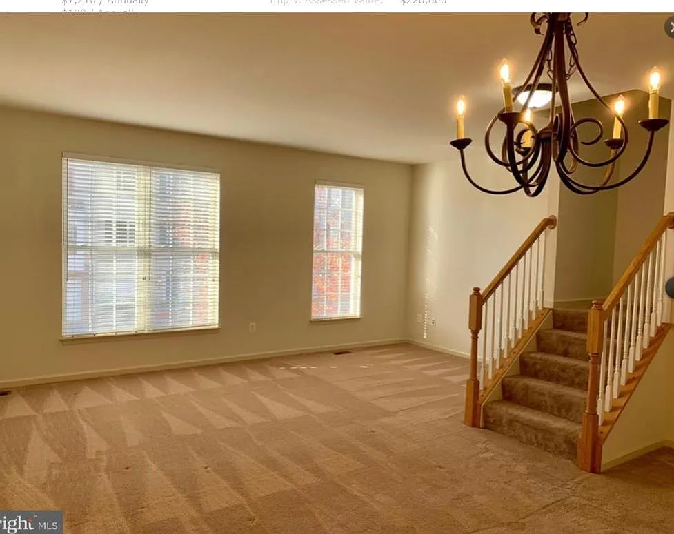 3 bed, 3.5 bath, 1908 sqft, $1,950 — Photo 3