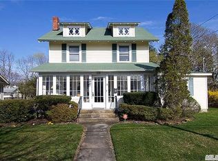 119 Roe Ave, East Patchogue, NY 11772
