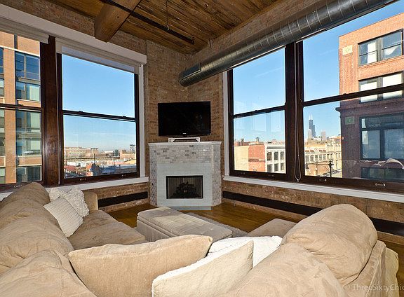 4th image of 2303 S Michigan Ave APT 306