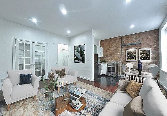 2nd image of 526 W 46th St APT 3R