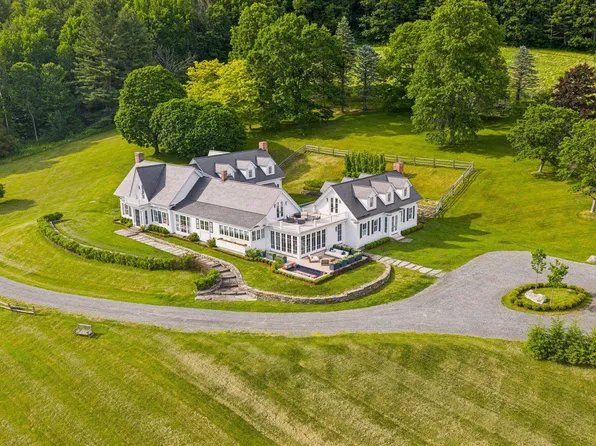 3147 Mount Hunger Road, Barnard, VT 05091