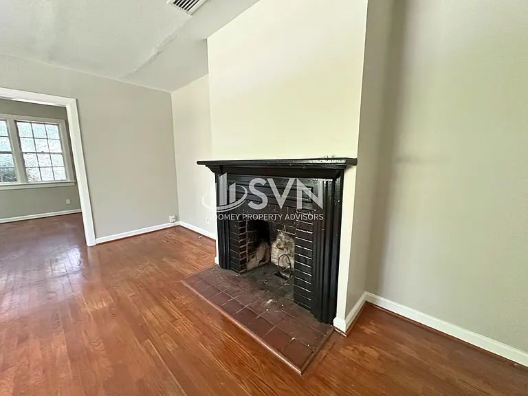 4823 Auburn Dr S — Photo 7
