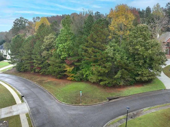 951 Ardmore Trl, Hoschton, GA 30548