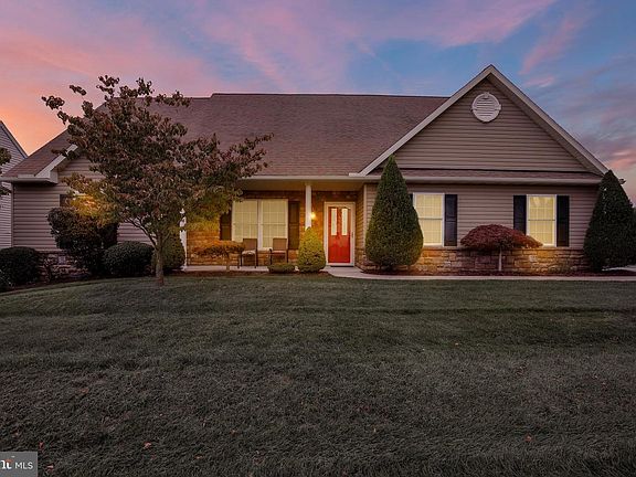 4th image of 101 Day Lily Dr