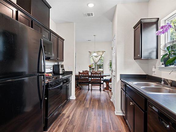 4th image of 12457 Strick Ln