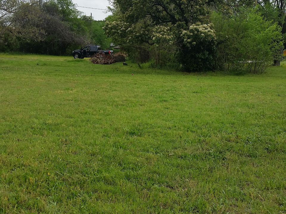 2nd image of 4915 SW Green Oaks Blvd