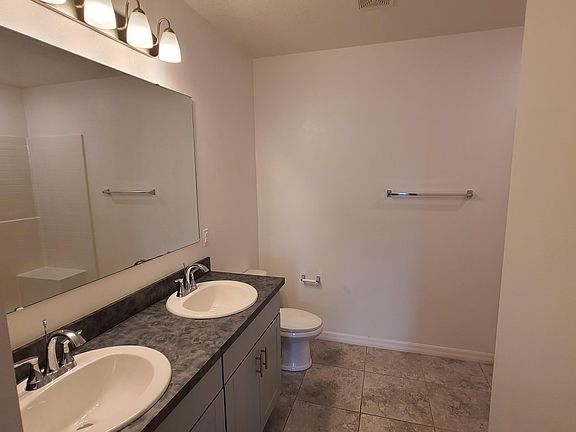 4th image of 6138 NW Gaylord Ter