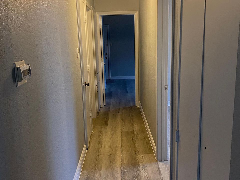 2nd image of 7035 Crosstimbers Ln
