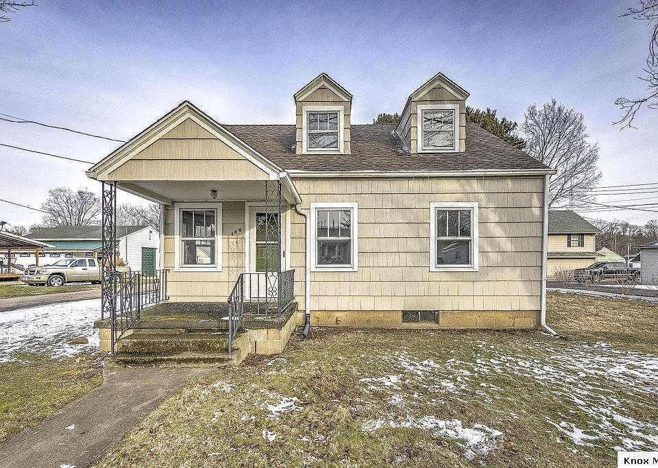 1st image of 108 Ringold St