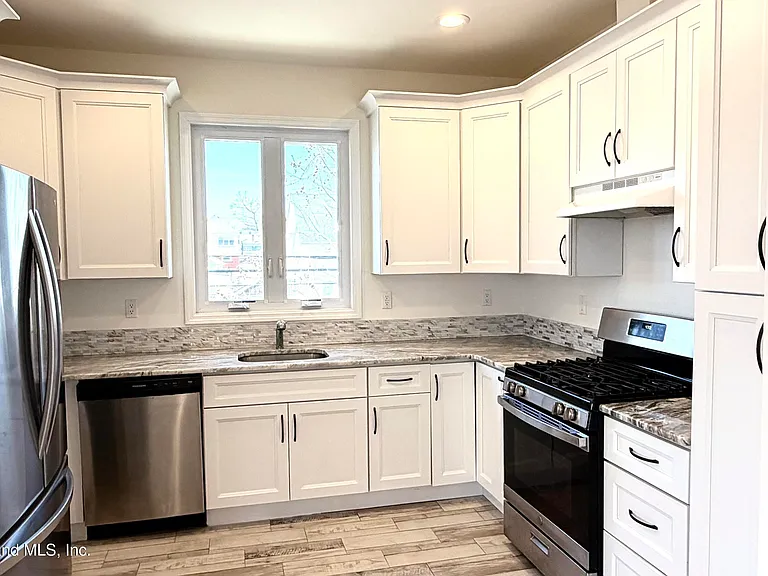 63 Osborn Ave #2 — Photo 4