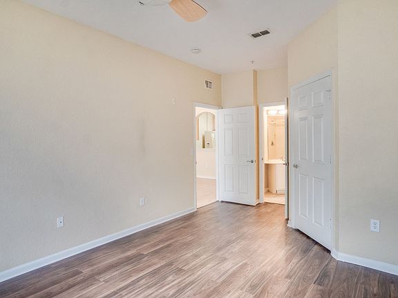 5th image of 6335 Contessa Dr APT 305