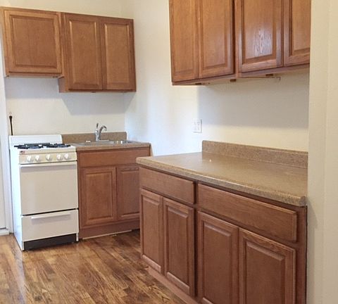 5th image of 245 E 94th St APT 1E