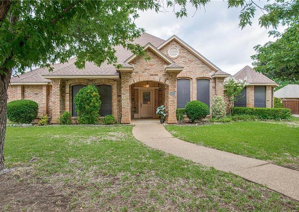 1st image of 3921 Dendron Dr