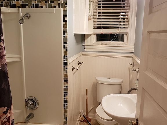 3rd image of 231 Bradford St APT 1
