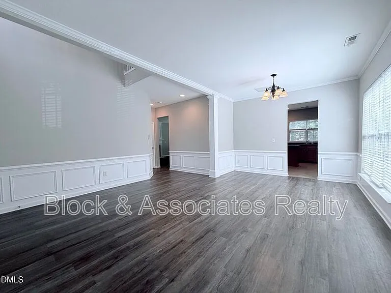2101 Addenbrock Dr — Photo 3